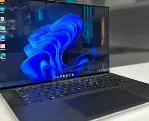 New Laptop Dell XPS 15 32GB Intel Core I7 SSD 512GB