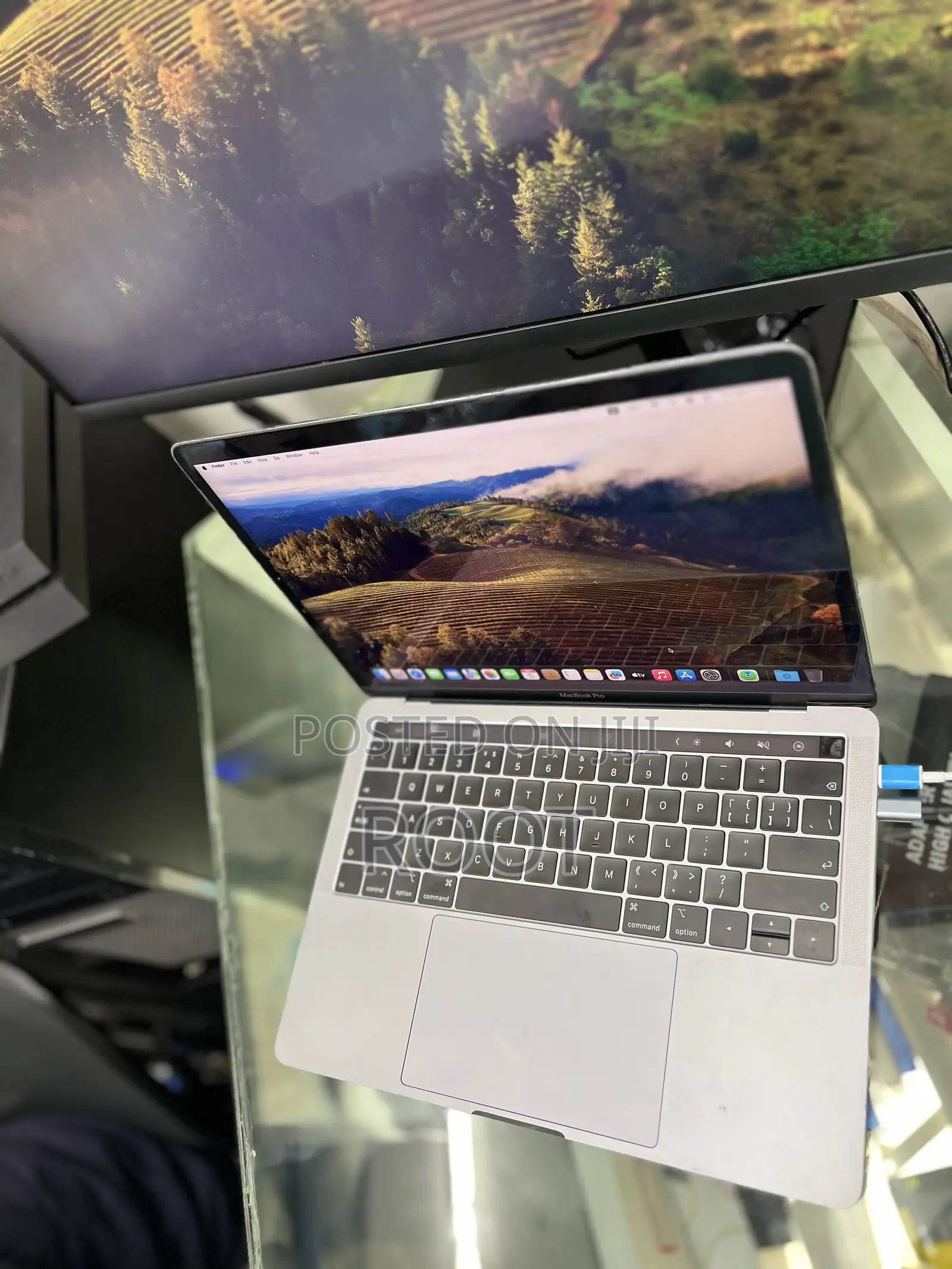 Laptop Apple MacBook Pro 2018 8GB Intel Core I5 SSD 256GB
