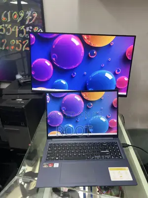 Laptop Asus Vivobook 16 12GB AMD Ryzen 7 SSD 512GB