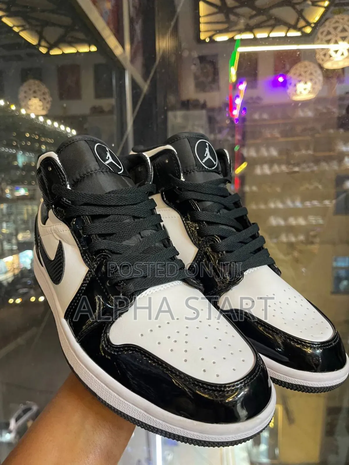 Air Jordan 1 Retro Black White Master Quality Shoes for You