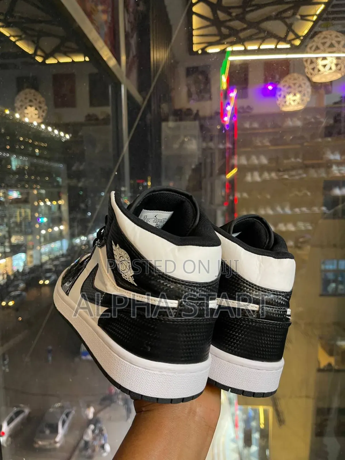 Air Jordan 1 Retro Black White Master Quality Shoes for You