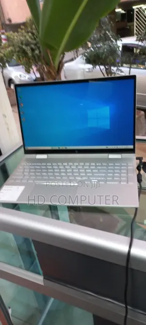 New Laptop HP Envy X360 8GB Intel Core I5 SSD 256GB