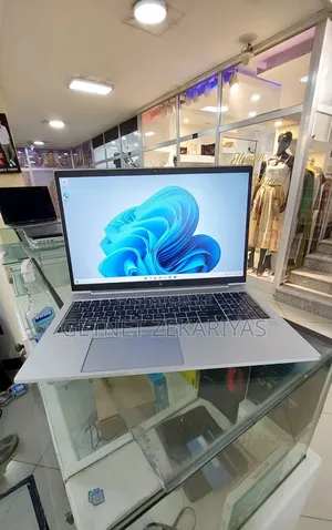 New Laptop HP EliteBook 850 16GB Intel Core I5 SSD 512GB