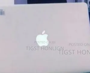 New Laptop Apple MacBook 2015 8GB Intel Core I7 SSD 256GB