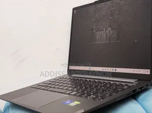 Photo - New Laptop Lenovo ThinkPad Yoga 16GB Intel Core I7 SSD 512GB