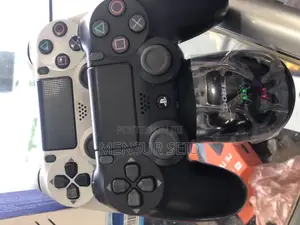 Dobe Dual Charging Dock for PS4 Controllers