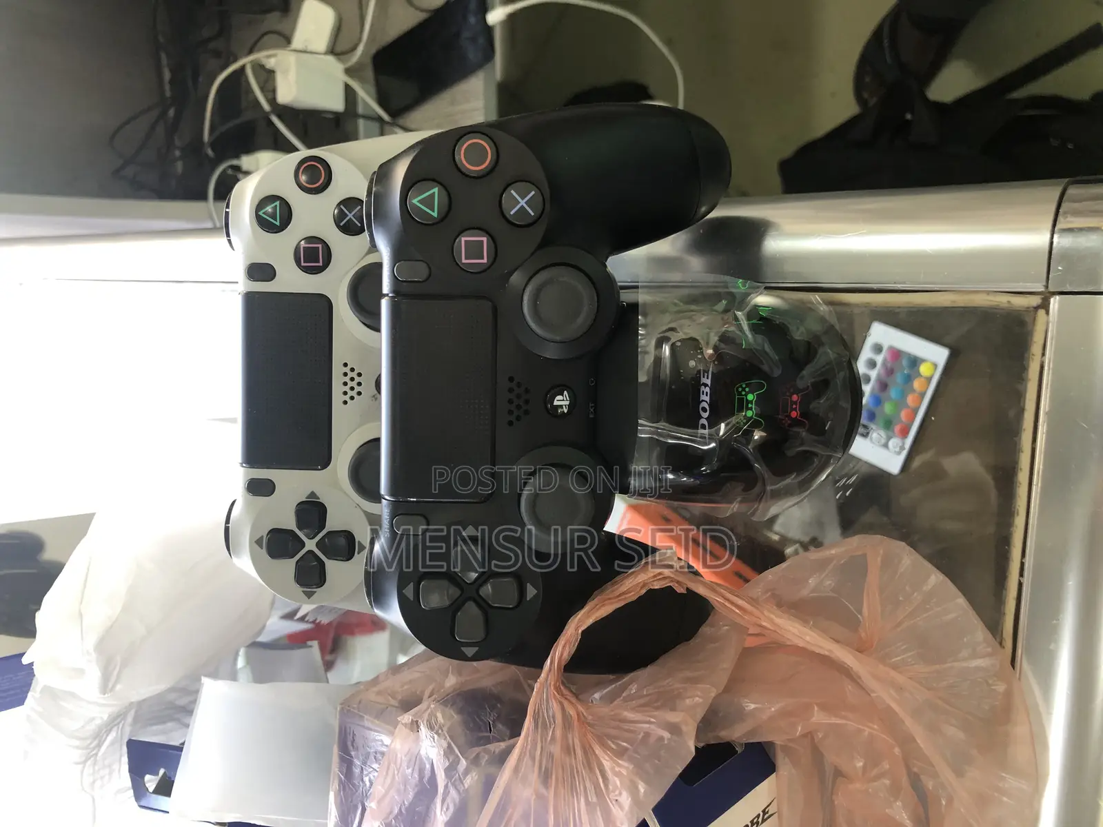 Dobe Dual Charging Dock for PS4 Controllers