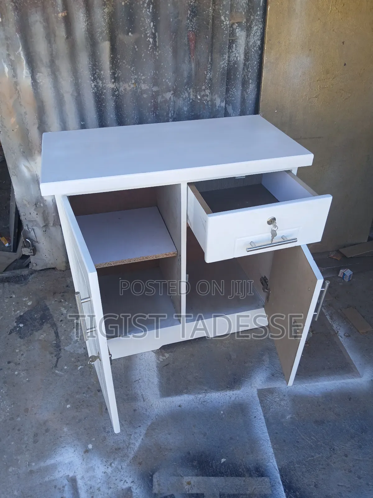 ብፌ ለጠባብ ቤት የምትሆን 80cm