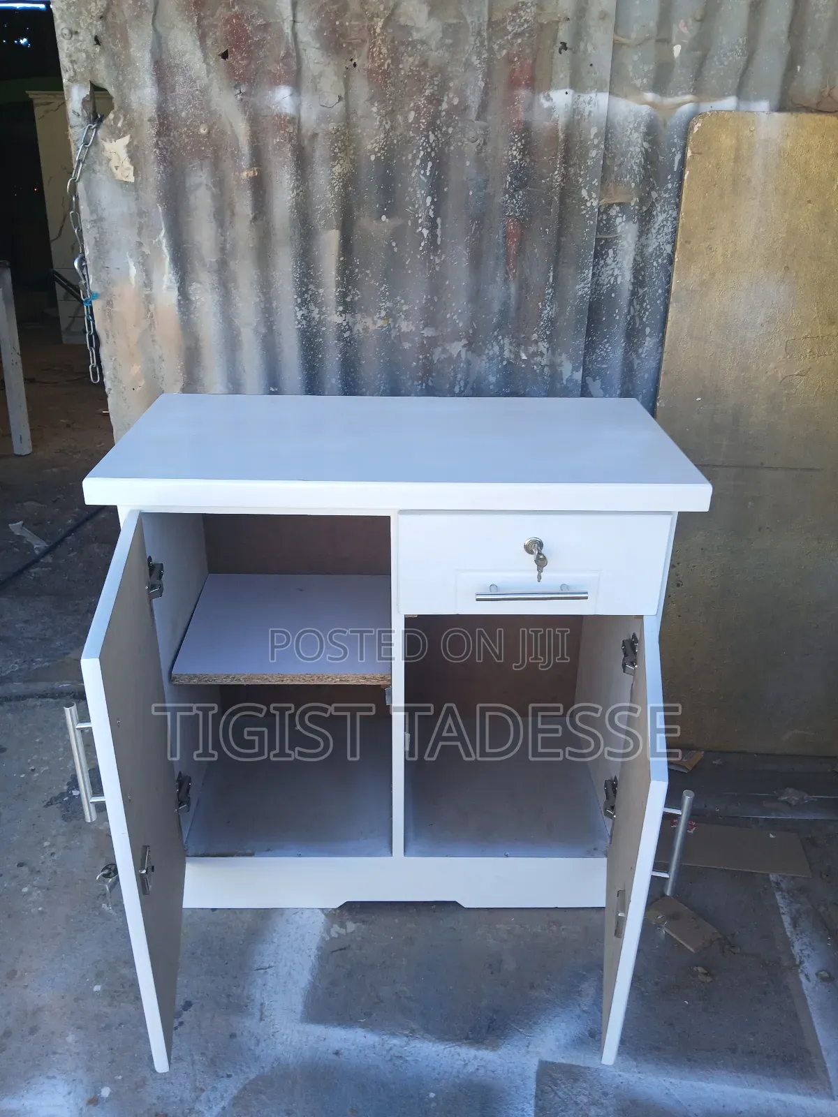 ብፌ ለጠባብ ቤት የምትሆን 80cm