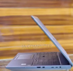 New Laptop HP Zbook Studio G7 16GB Intel Core I7 SSD 512GB