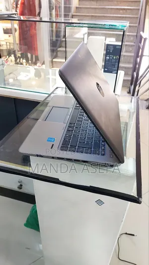 Photo - New Laptop HP EliteBook 840 G2 8GB Intel Core I7 HDD 500GB