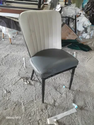 የሆቴል የካፌ የሬስቶራንት ወምበርና ጠረጼዛ