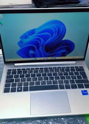 New Laptop HP EliteBook 840 G9 16GB Intel Core I5 SSD 512GB
