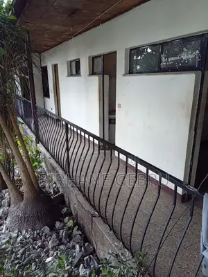 Villa House Rent for Garage, Metals and Other Business