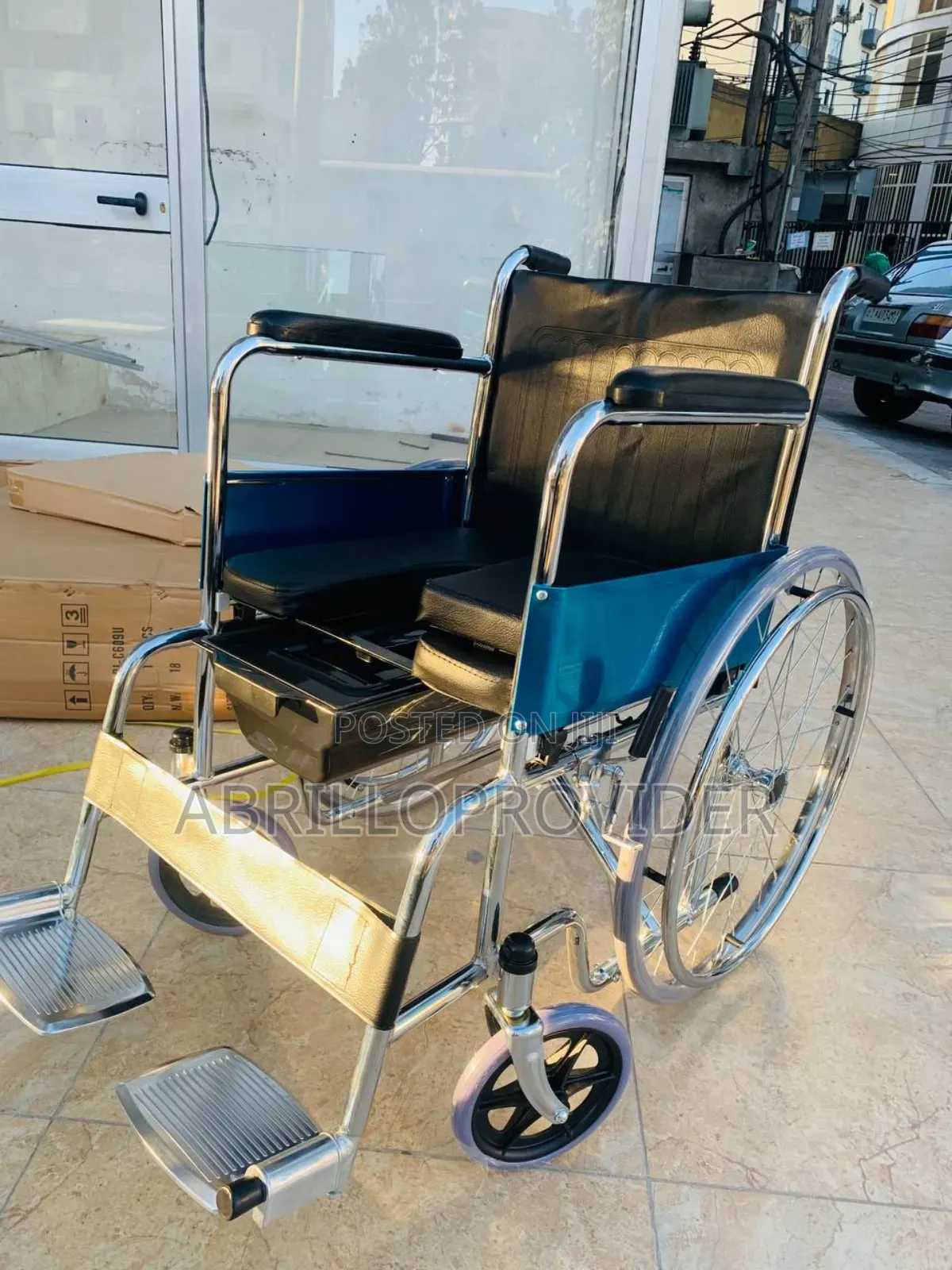 Folding Toilet Wheelchair18842wheelchairs for Patients