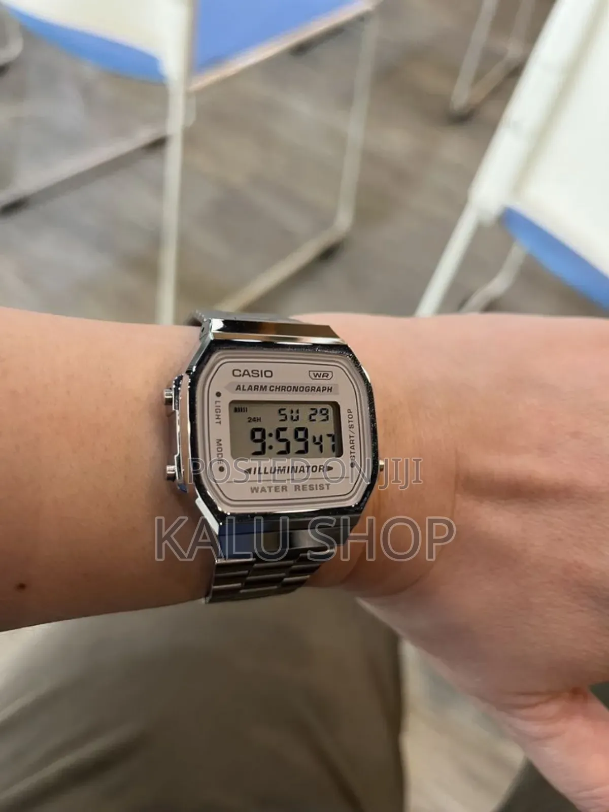 CASIO Men's Vintage Silver DIGITAL WATCH