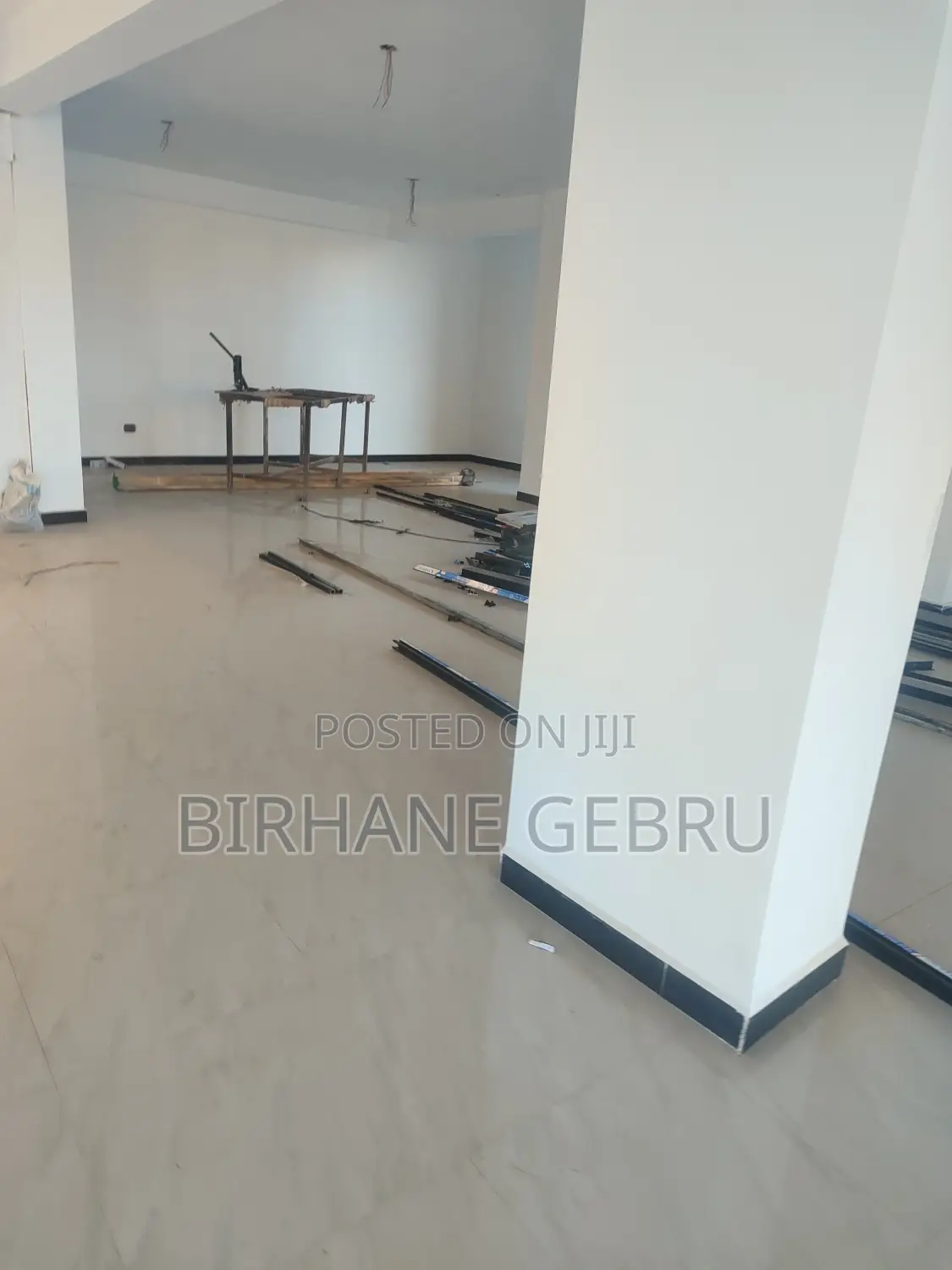 Luxury Apartiment Rent for Business or Office