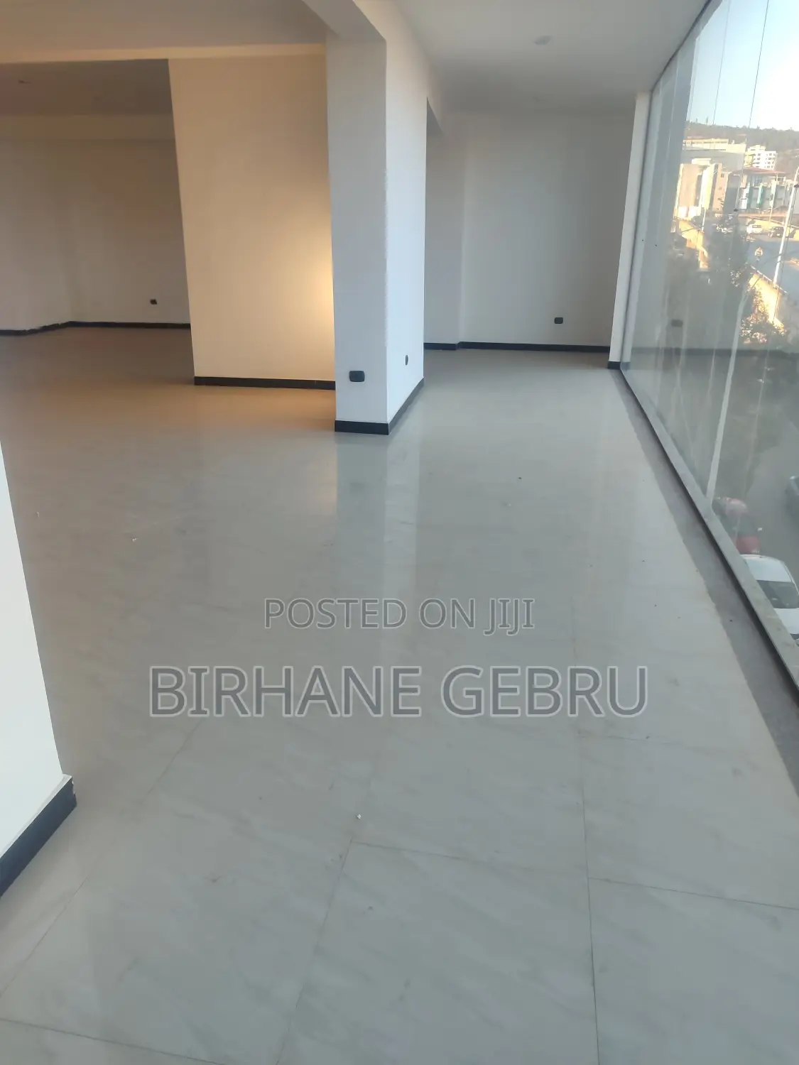 Luxury Apartiment Rent for Business or Office