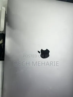 Photo - New Laptop Apple MacBook Pro 2018 16GB Intel Core I7 SSD 512GB