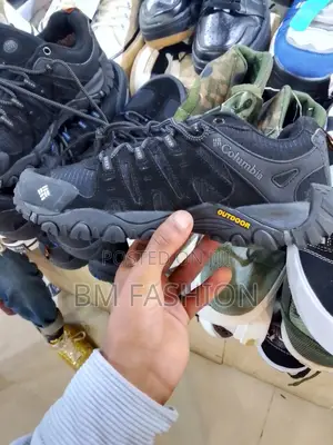 Photo - Columbia Shoes Size 40 - 43