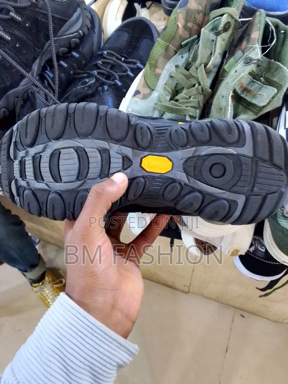 Columbia Shoes Size 40 - 43