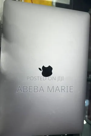 New Laptop Apple MacBook Pro 2018 16GB Intel Core I7 SSD 512GB