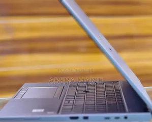 Photo - New Laptop HP ZBook 15 16GB Intel Core I7 SSD 512GB
