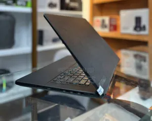 New Laptop Asus ROG Zephyrus G15 16GB Intel Core I7 SSD 512GB