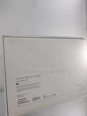 New Apple MacBook Pro 2024 M4 14-Inch 18GB Apple M3 Pro SSD 512GB