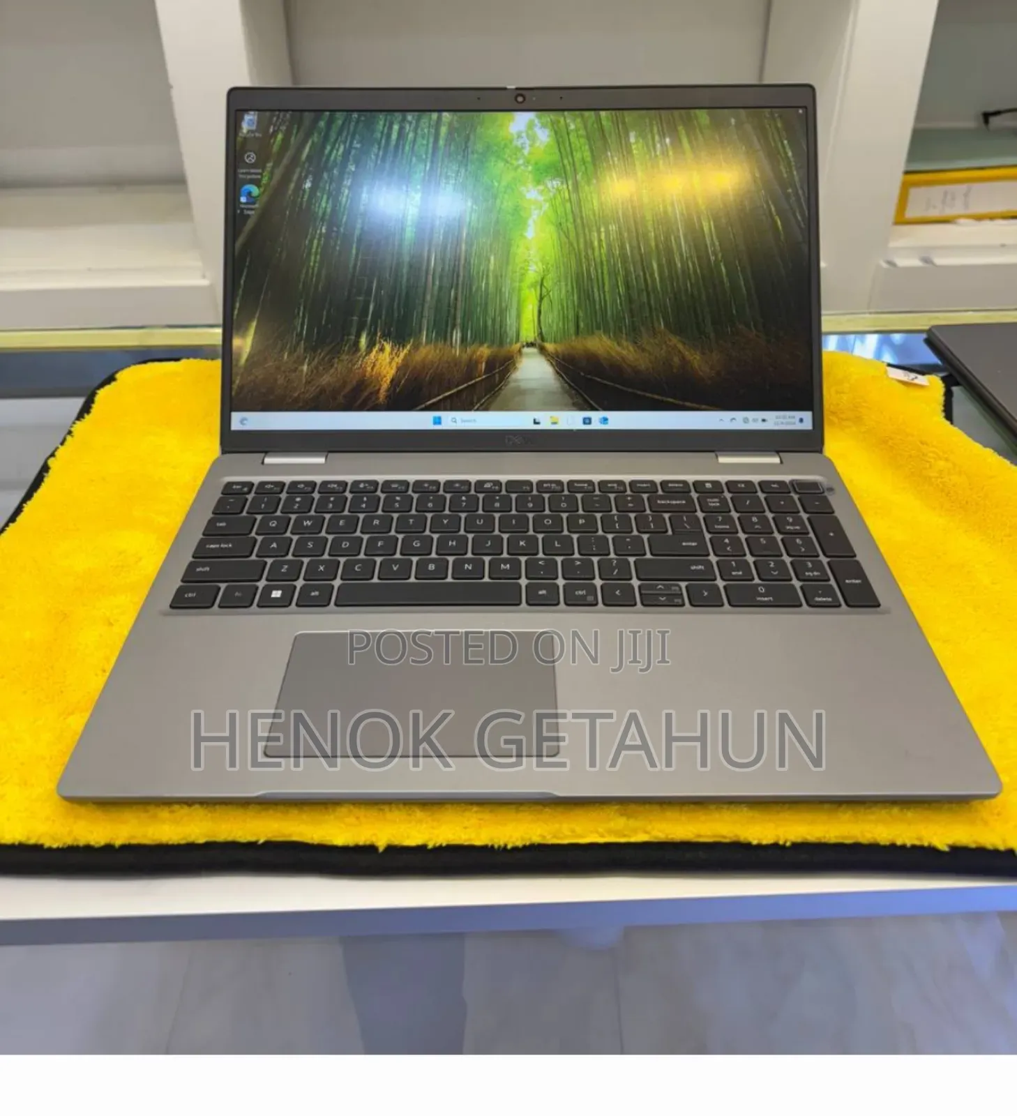 New Laptop Dell Precision 7520 16GB Intel Core I7 SSD 1T