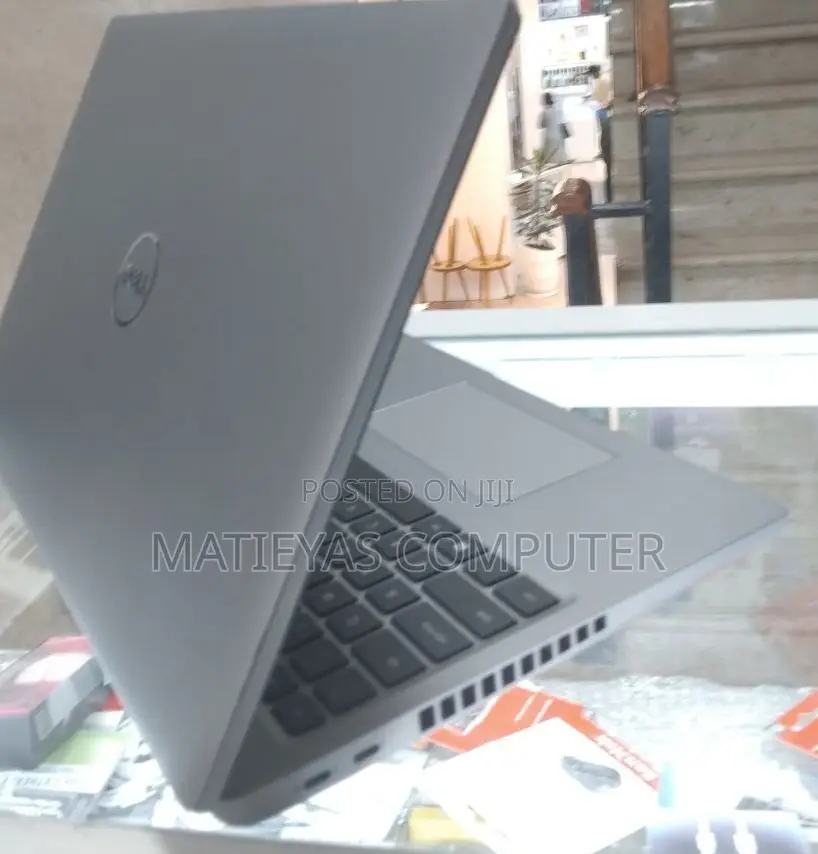 New Laptop Dell Latitude 15 3560 16GB Intel Core I5 SSD 256GB