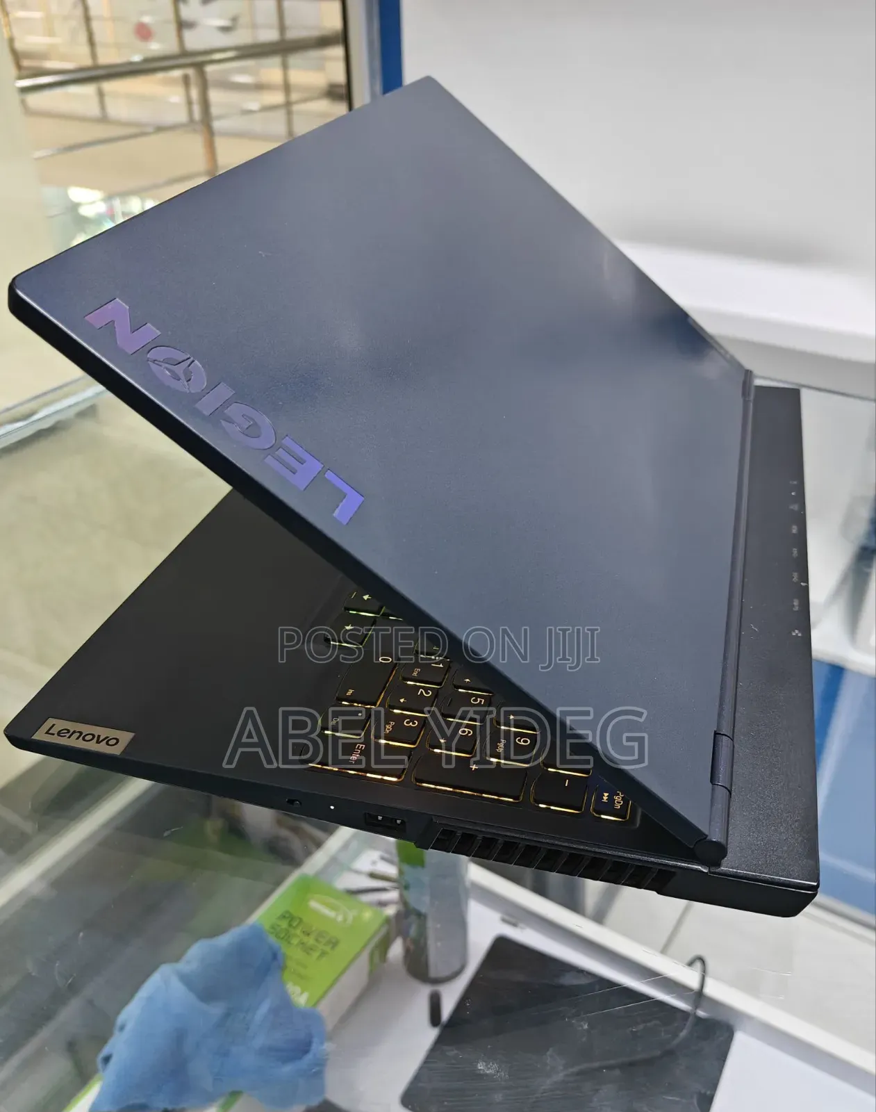 New Laptop Lenovo Legion 5 16GB AMD Ryzen 7 SSD 1T