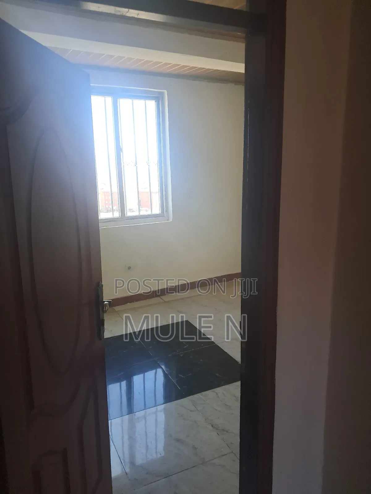 Furnished 3bdrm Condo in Ayat Taffo, Yeka for sale