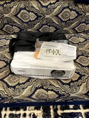 Photo - New Sony VPL-Dx220 Model Projector