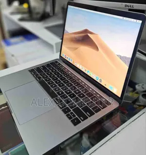 New Laptop Apple MacBook Pro 2019 8GB Intel Core I5 SSD 256GB