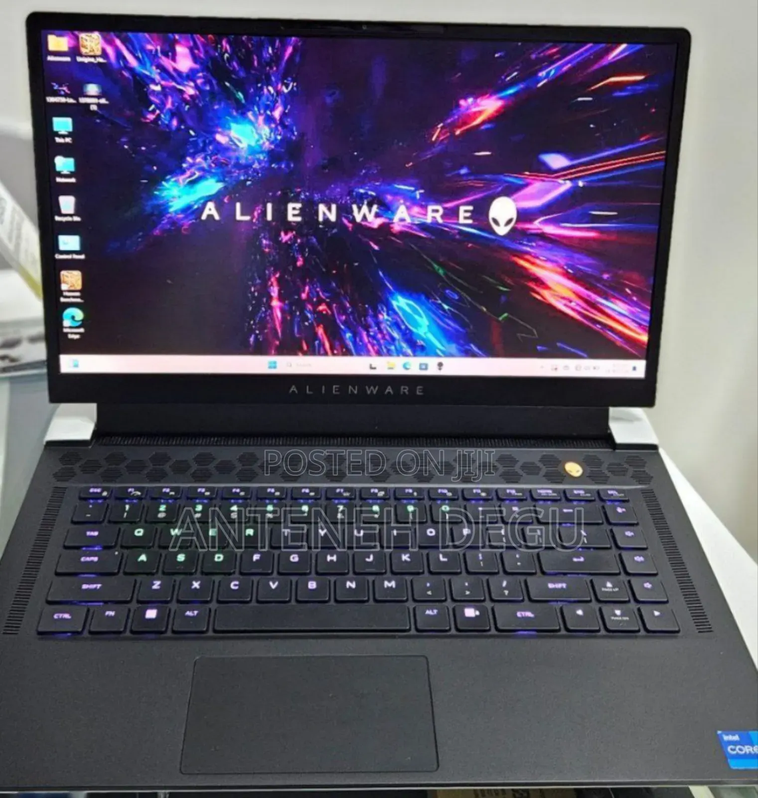 New Laptop Alienware M17x R2 32GB Intel Core I7 SSD 1T