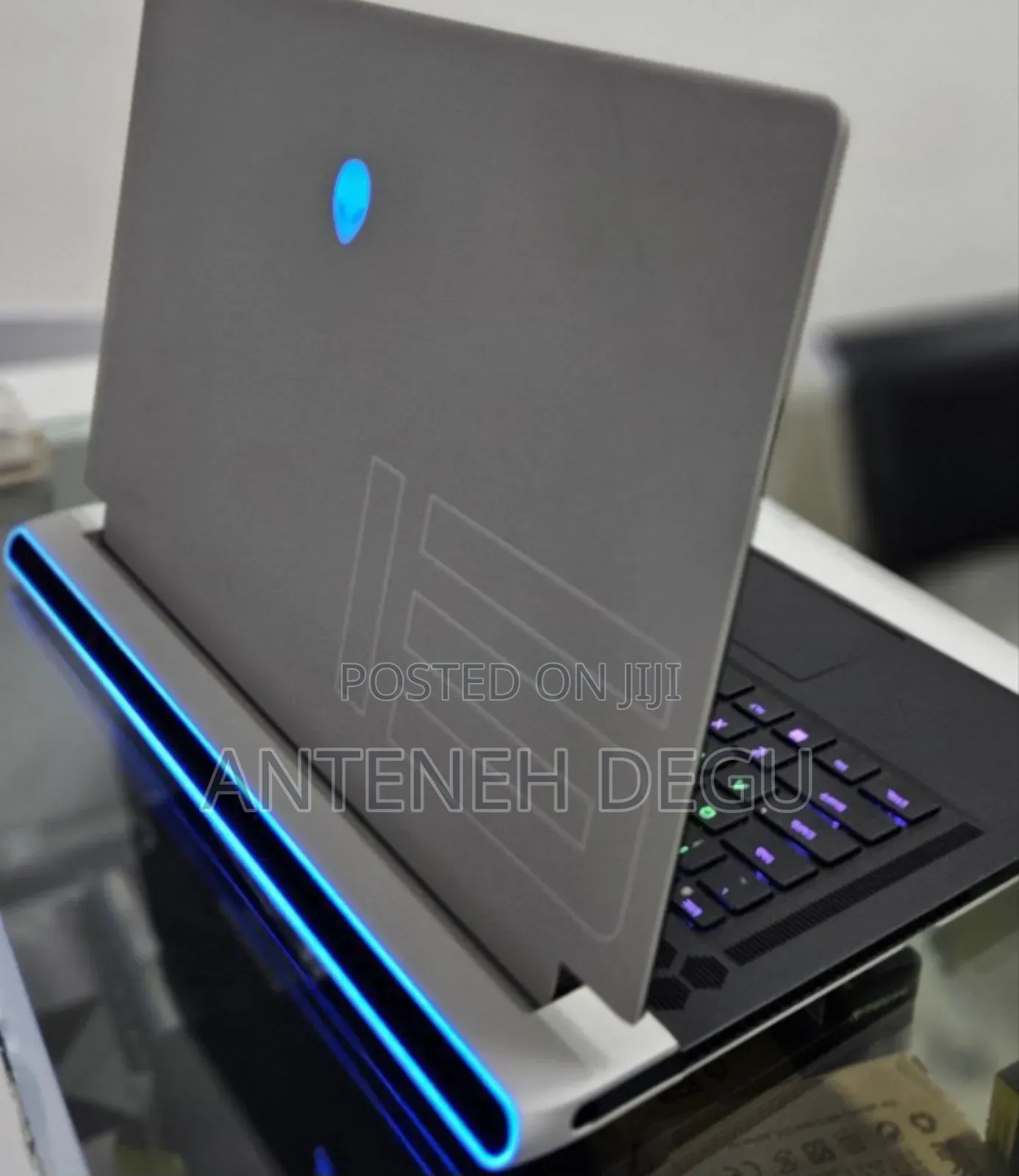 New Laptop Alienware M17x R2 32GB Intel Core I7 SSD 1T