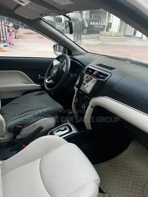 Toyota Rush 2021 Ivory