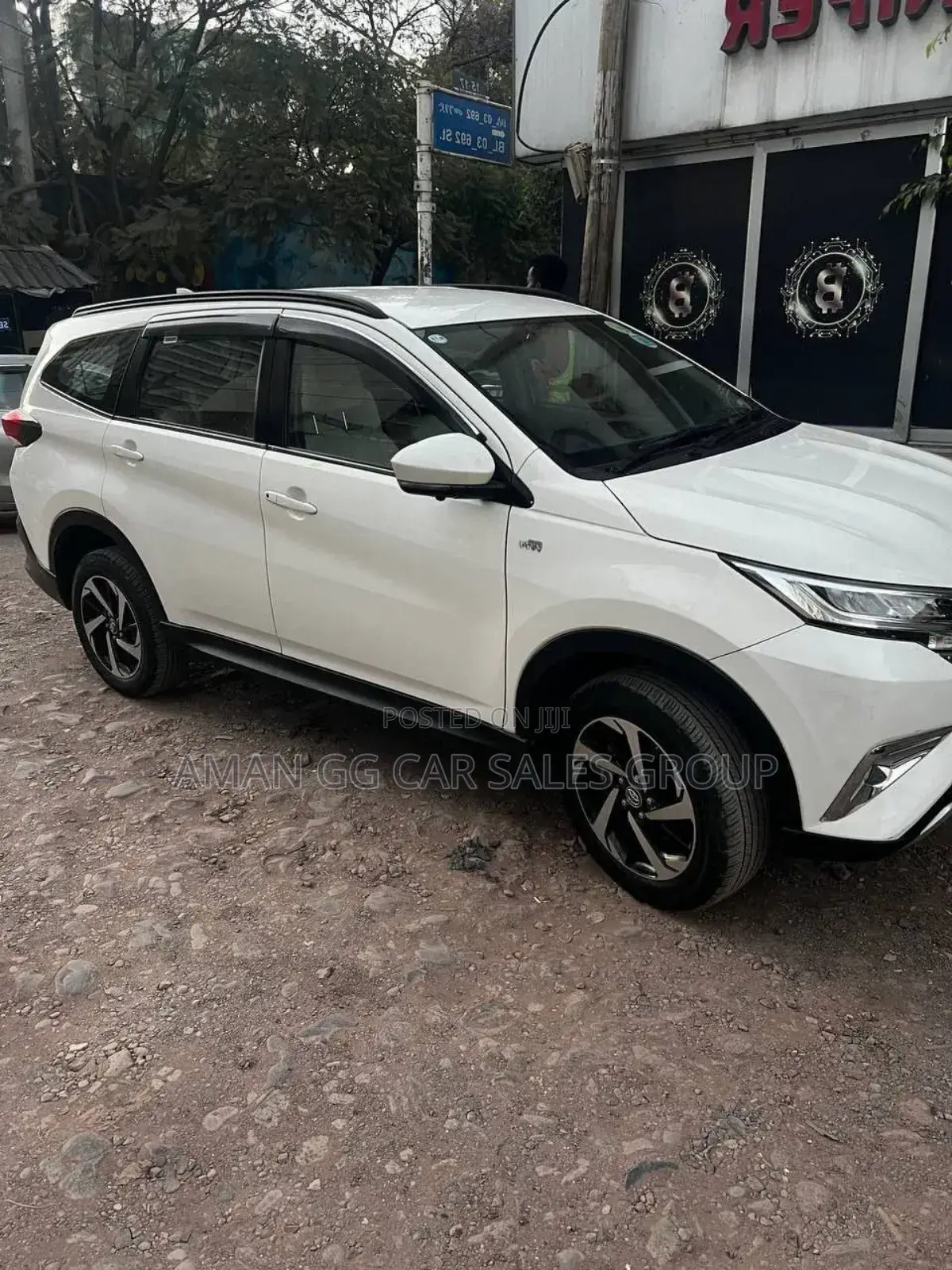 Toyota Rush 2021 Ivory