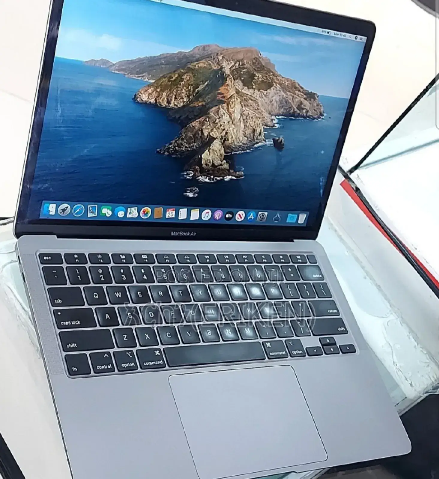 New Laptop Apple MacBook Air 2020 16GB Intel Core I7 SSD 512GB