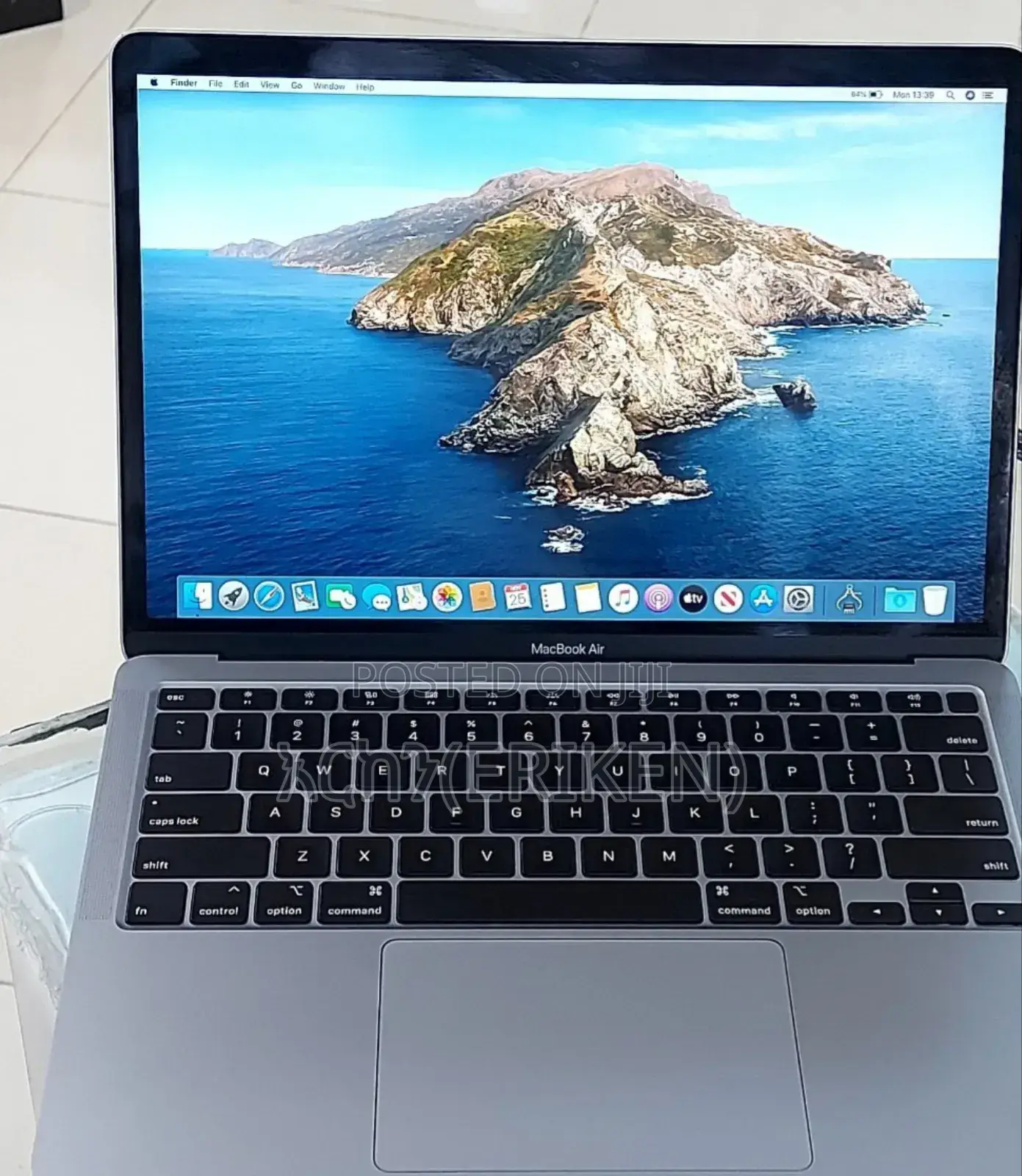 New Laptop Apple MacBook Air 2020 16GB Intel Core I7 SSD 512GB