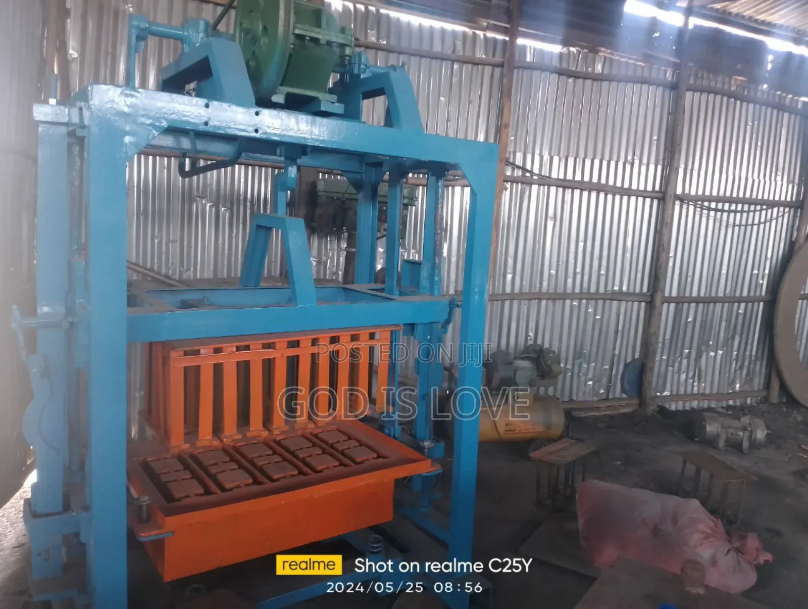ብሎኬት ማሽን Block Making Machine