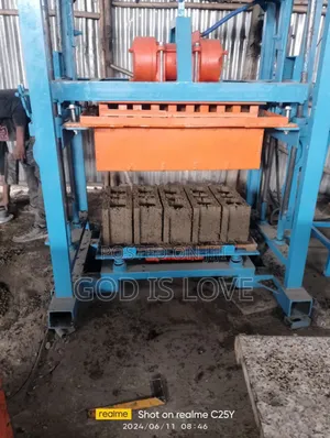 ብሎኬት ማሽን Block Making Machine