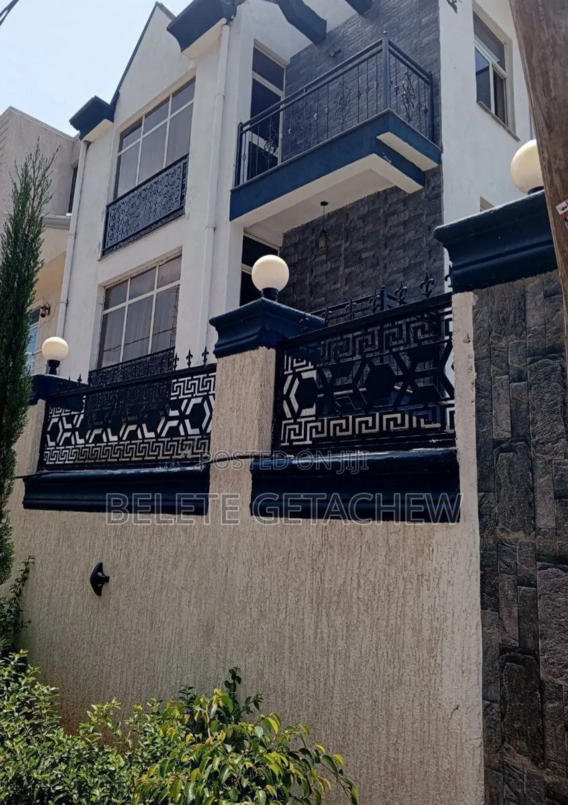 5bdrm House in Bole Bulbula, G+2 for sale