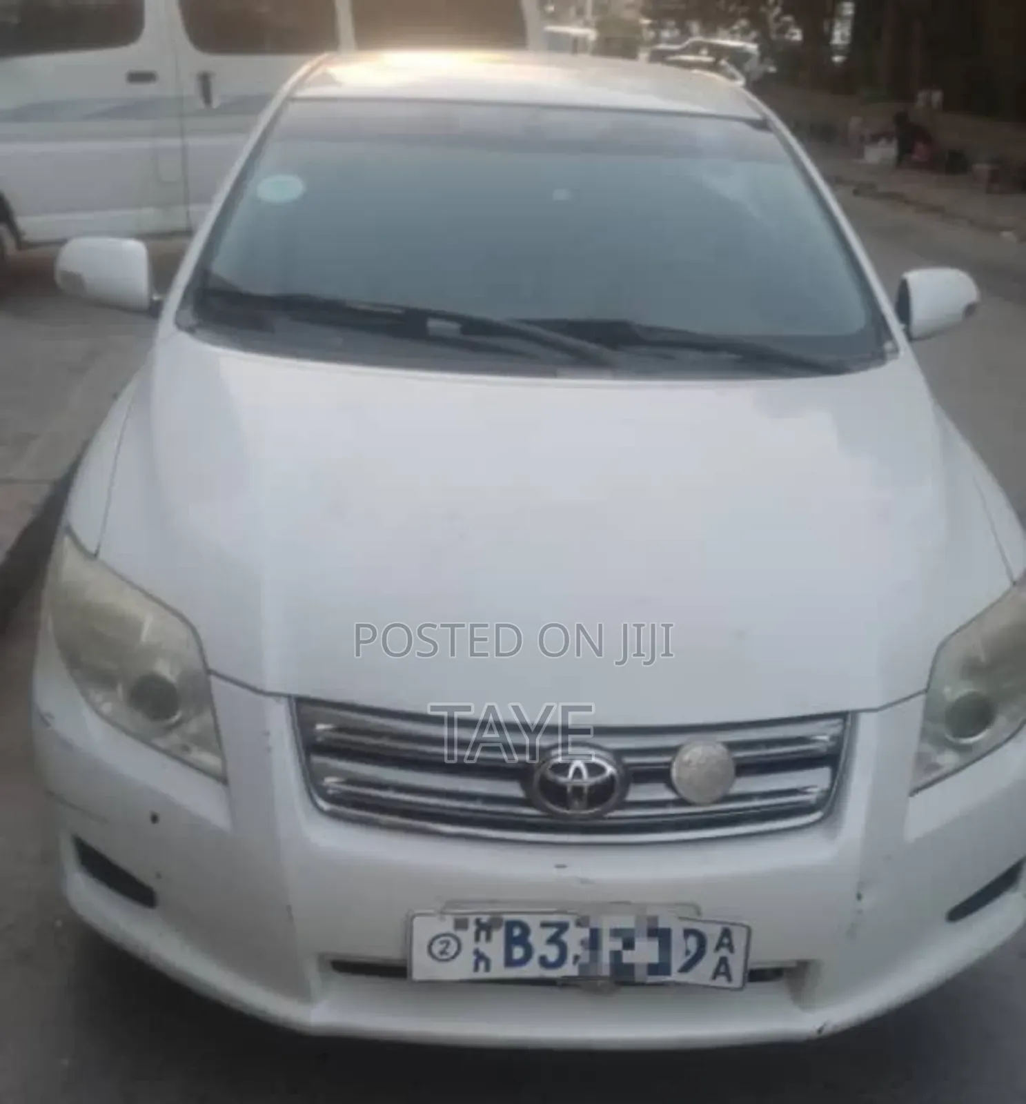 Toyota Corolla 2010 Ivory