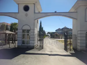 4bdrm House in Roseta Real State, Yeka for sale