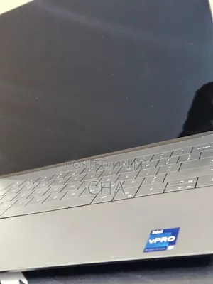 New Laptop Dell XPS 13 16GB Intel Core I7 SSD 512GB