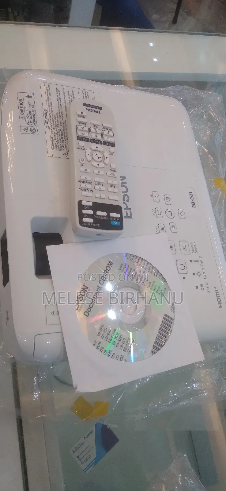 New Brand EB-E01 Projector With Carton