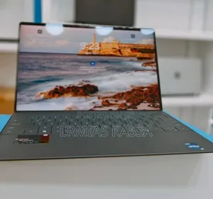 New Laptop Dell XPS 13 32GB Intel Core I7 SSD 512GB