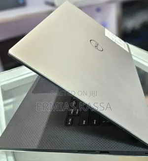 New Laptop Dell Precision 5550 32GB Intel Xeon SSD 1T